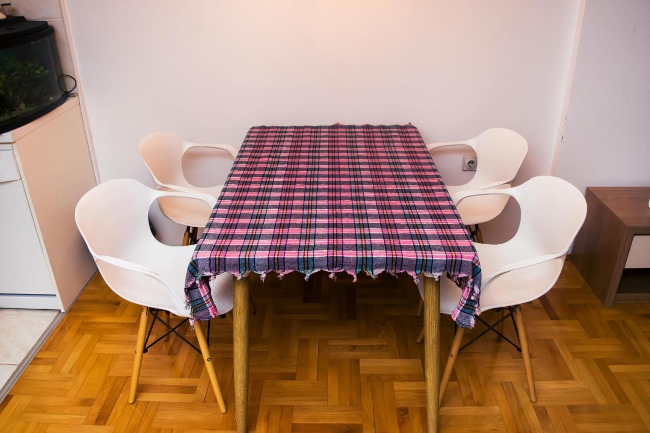 Apartment Aleksija Nis Ngoại thất bức ảnh