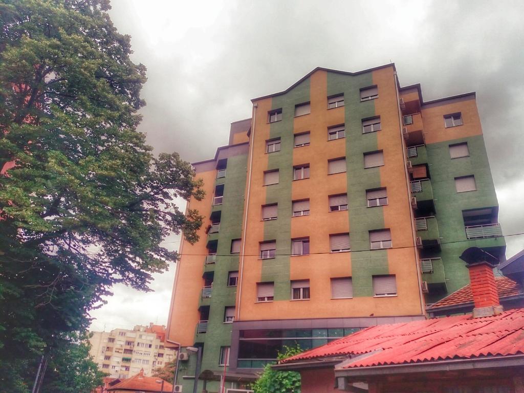 Apartment Aleksija Nis Ngoại thất bức ảnh