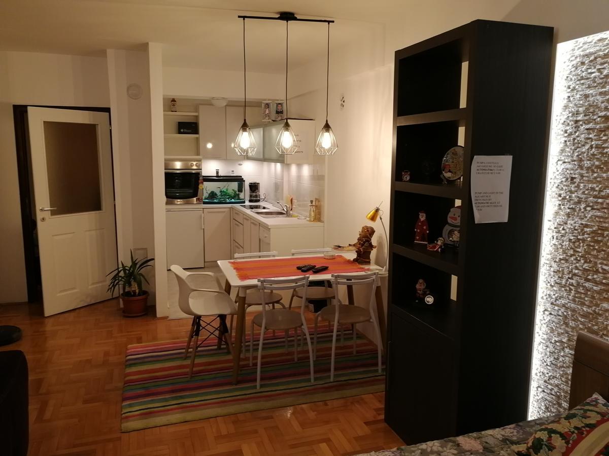 Apartment Aleksija Nis Ngoại thất bức ảnh